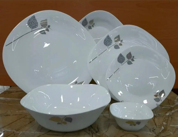 سرویس غذا خوری ۲۶ پارچه قالب مربع شاخه نبات