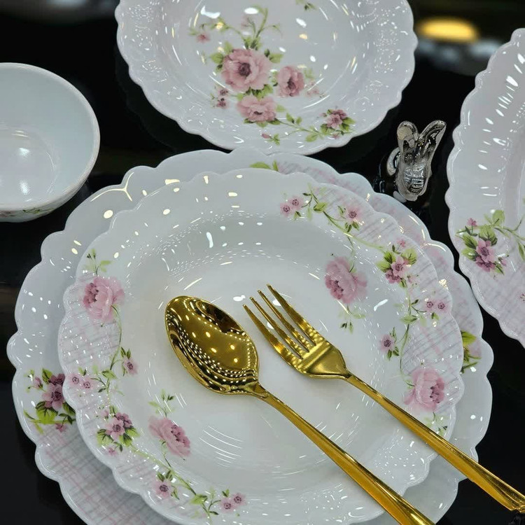 سرویس غذا خوری ۲۶ پارچه سارا صورتی کنگره برند آیروپال