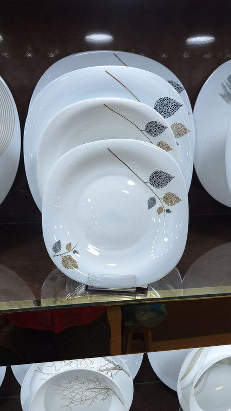 سرویس غذا خوری ۲۶ پارچه قالب مربع شاخه نبات