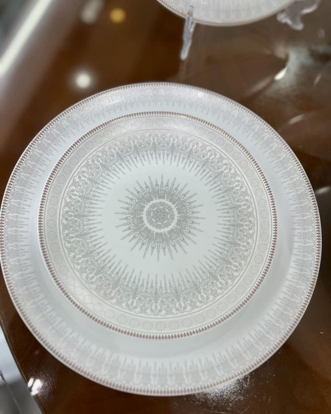 سرویس غذا خوری ۲۶ پارچه ۶ نفره آرکوپال مقصود طرح چینی سان طوسی