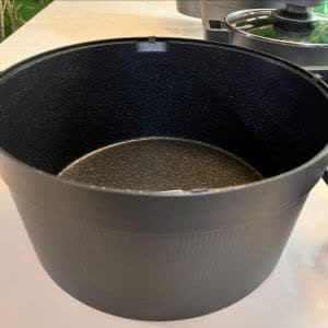 سرویس قابلمه 8 پارچه یونیک مدل دیاموند مشکی UN-8500
