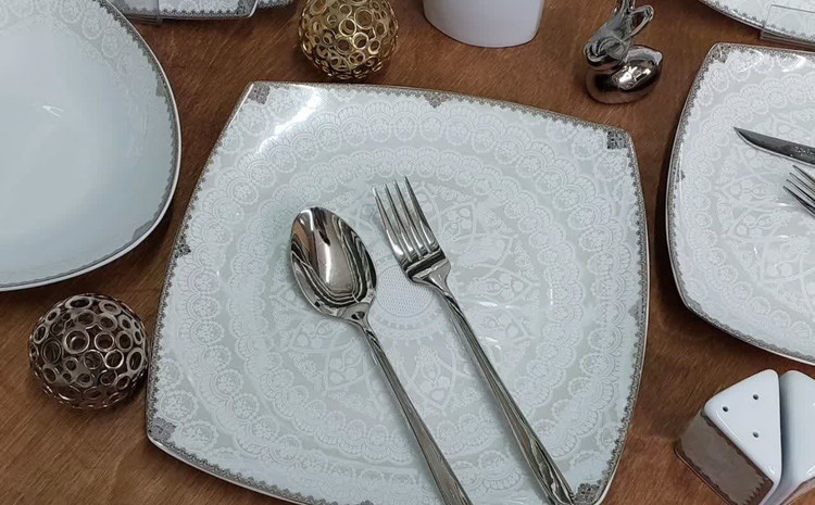 سرویس غذا خوری چینی پردیس ۱۰۵ پارچه ۱۲ نفره گل پلاتین