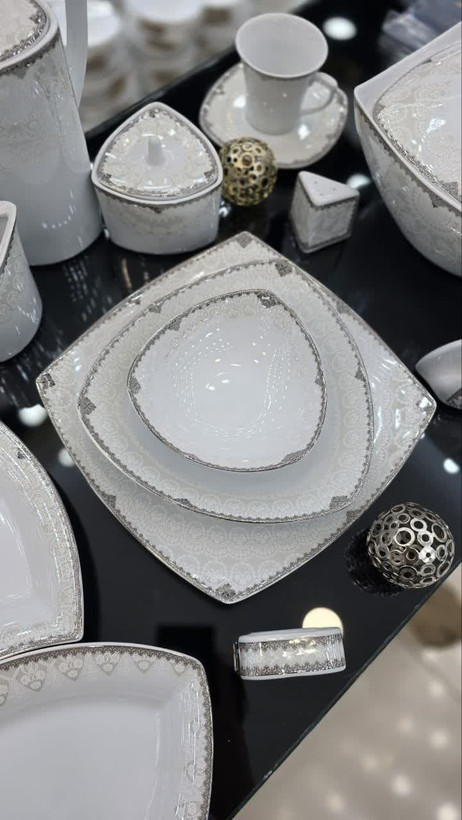 سرویس غذا خوری چینی پردیس ۱۰۵ پارچه ۱۲ نفره گل پلاتین