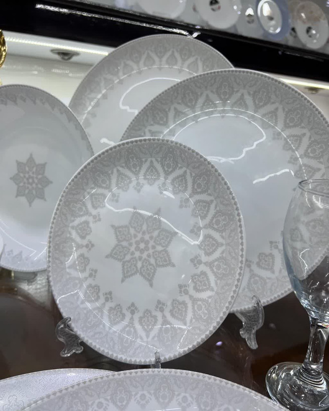 سرویس غذاخوری 6 نفره آرکوپال مقصود طرح چینی دینو
