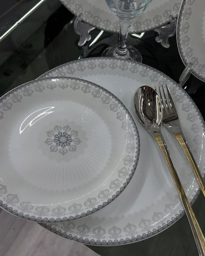 سرویس غذا خوری آرکوپال ۲۶ پارچه دینو طرح چینی پریوش خاکستری