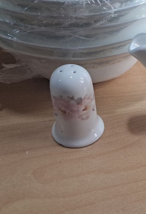 سرویس غذا خوری طرح سولماز صورتی