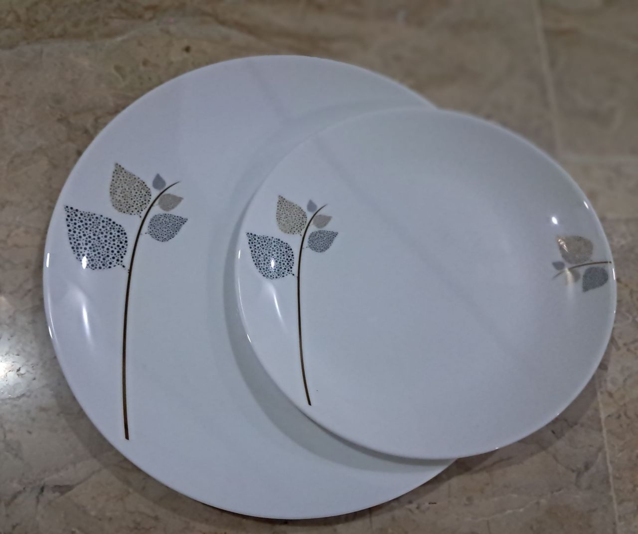 سرویس غذاخوری 6 نفره 25 پارچه