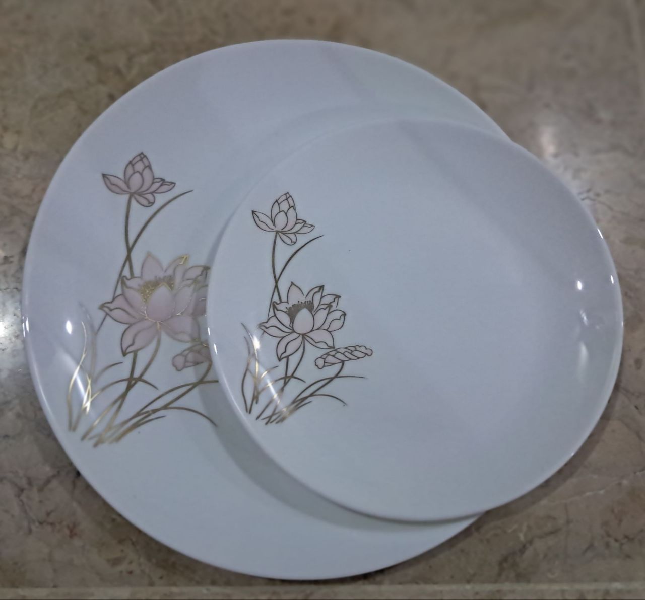 سرویس غذاخوری 6 نفره  25 پارچه