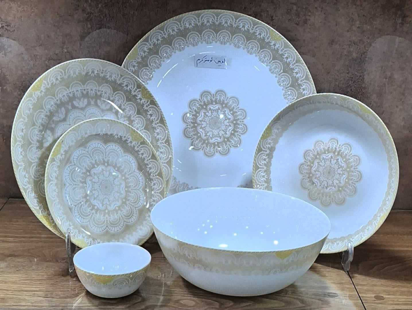 سرویس غذا خوری 26 پارچه طرح چینی لومین لوستر کرم دینو