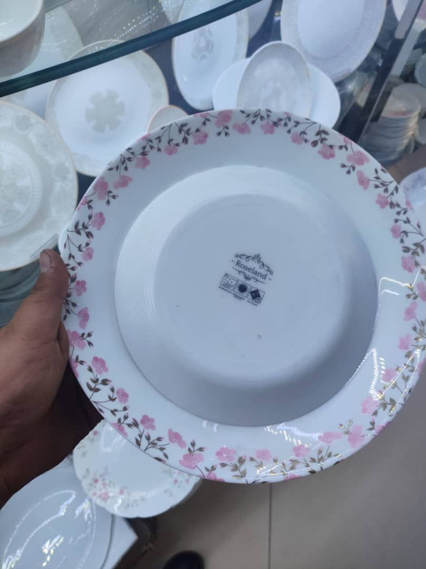 سرویس غذاخوری 6 نفره آرکوپال مقصود رزلند گل صورتی