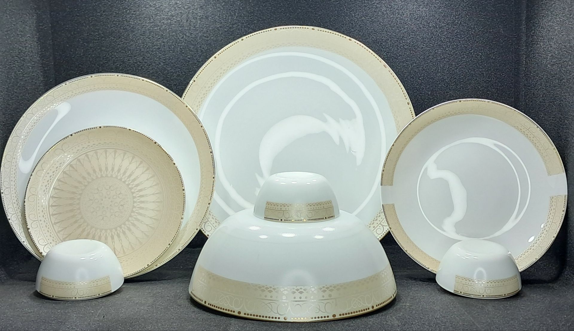 سرویس غذا خوری 26 پارچه طرح چینی