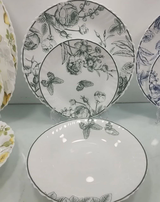 سرویس غذا خوری ۲۵ پارچه طرح چینی