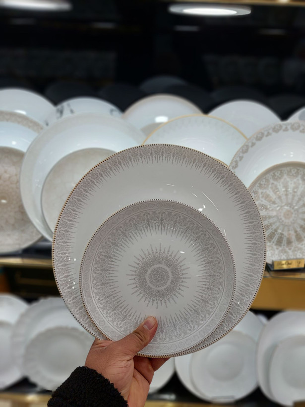 سرویس غذا خوری ۲۶ پارچه ۶ نفره آرکوپال مقصود طرح چینی سان طوسی