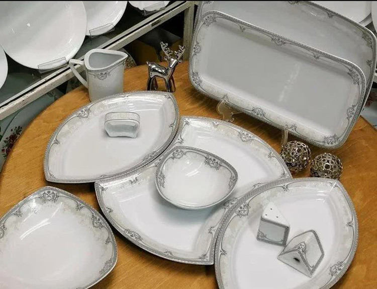 سرویس غذا خوری چینی پردیس گل پلاتین ۱۰۵ پارچه ۱۲ نفره