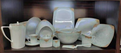 سرویس غذا خوری گل طلایی چینی پردیس ۱۰۵ پارچه ۱۲ نفره