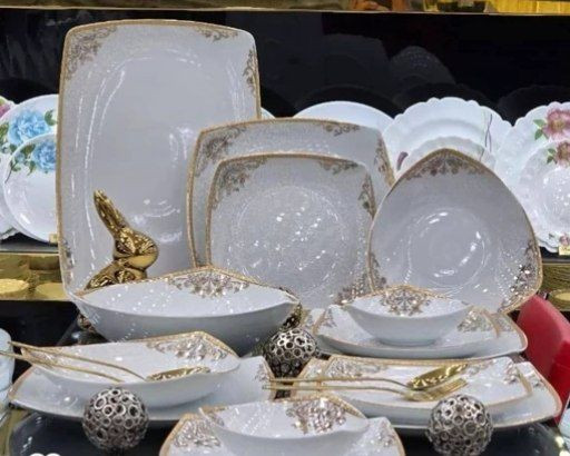 سرویس چینی پردیس قالب مربع ۳۰ پارچه ۶ نفره