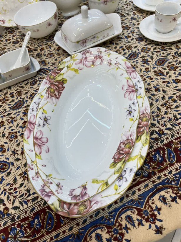 سرویس غذا خوری ۲۶ پارچه طرح چینی گل عروس صورتی