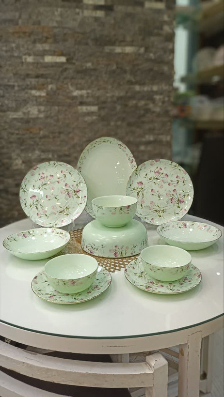 سرویس غذا خوری ۲۶ پارچه فرانسه گل رز