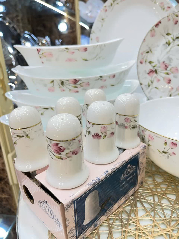سرویس غذا خوری ۲۶ پارچه گل رز عروس