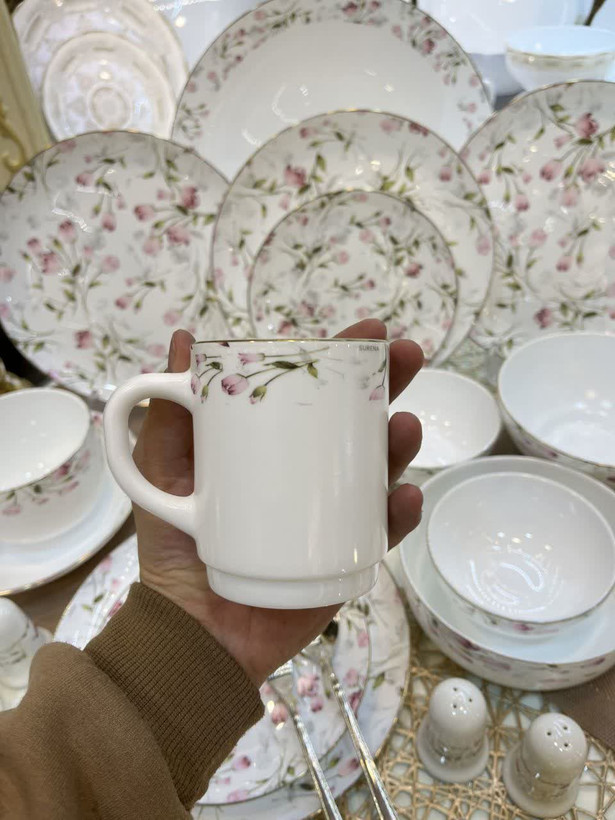 سرویس غذا خوری ۲۶ پارچه گل رز عروس