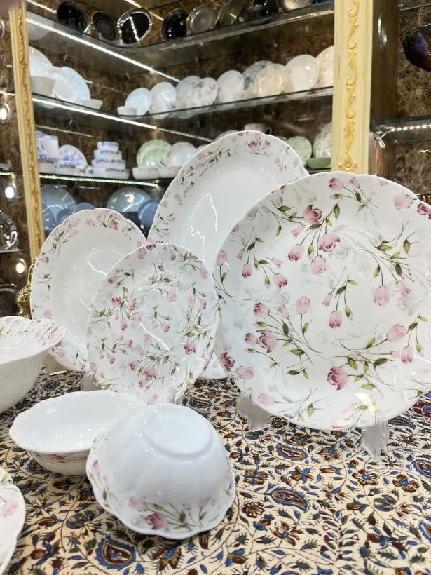 سرویس آرکوپال ۲۶ پارچه نیلوفری رویسا