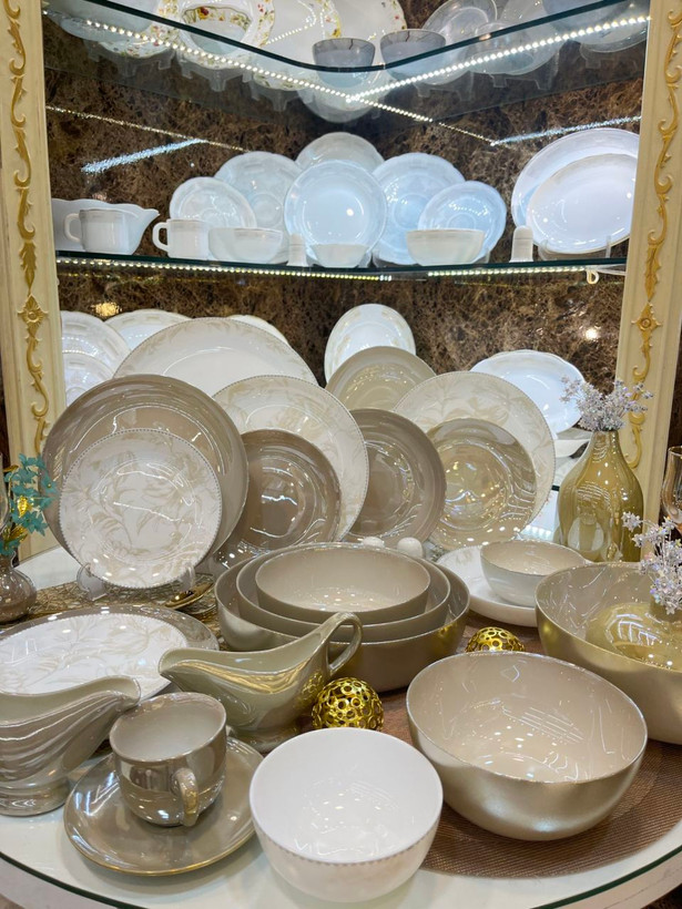 سرویس آرکوپال ۱۲نفره ترکیب گل فلور و شامپاین