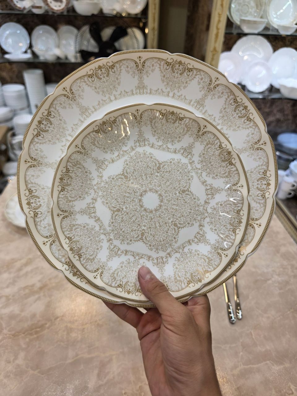 سرویس غذا خوری  نیلوفری  ۲۶ پارچه طرح چینی
