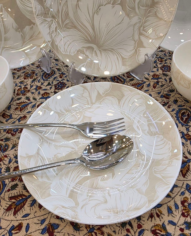 سرویس آرکوپال ۶ نفره فلاور عسلی ✨️🥰