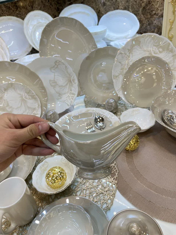 سرویس پذیرایی ۱۲نفره نیلوفری ترکیب گل فلاور با شامپاین ✨️🥰