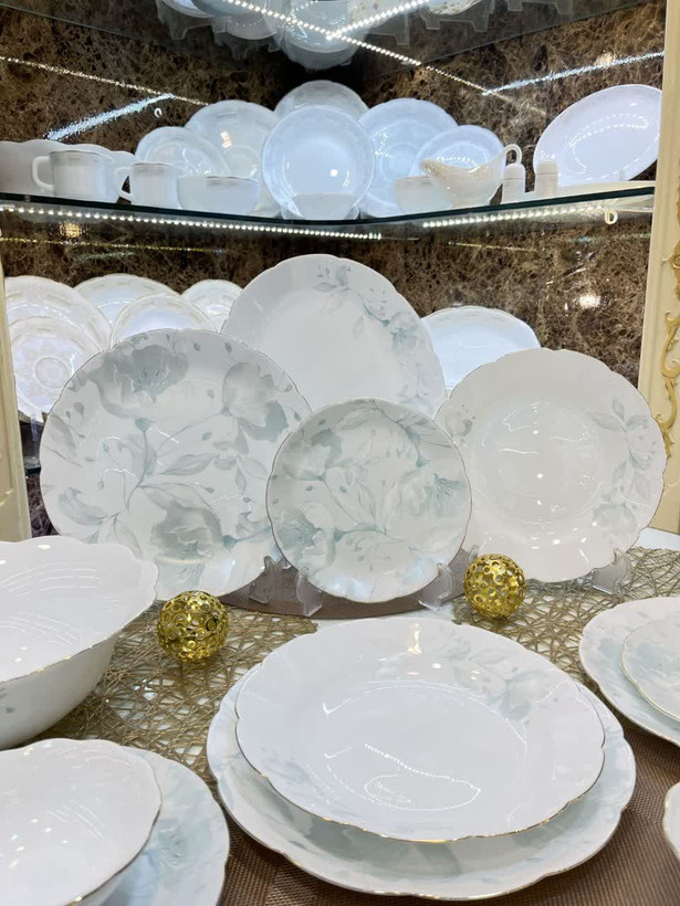 سرویس ۲۶ پارچه آرکوپال دلارام فیروزه ای لبه طلایی نیلوفری