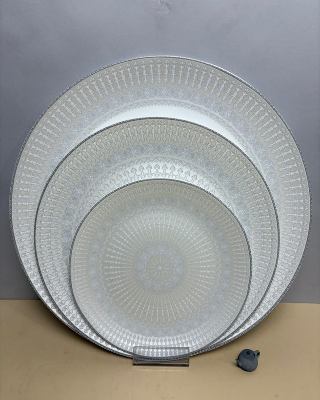 سرویس غذا خوری آرکوپال ۲۶ پارچه دینو طرح ۷۱۰۰۷ خاکستری